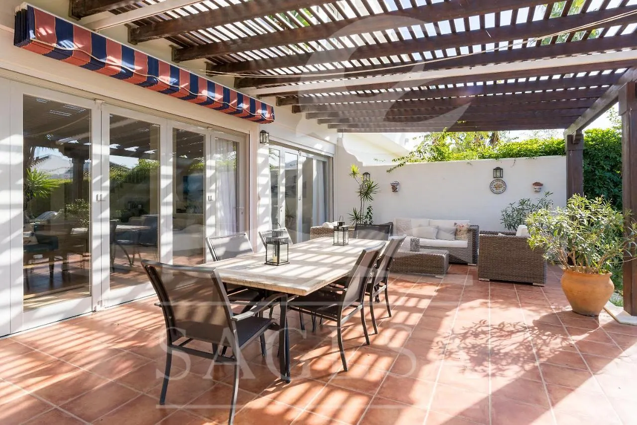 Jardines De Las Golondrinas Marbella Appartamento