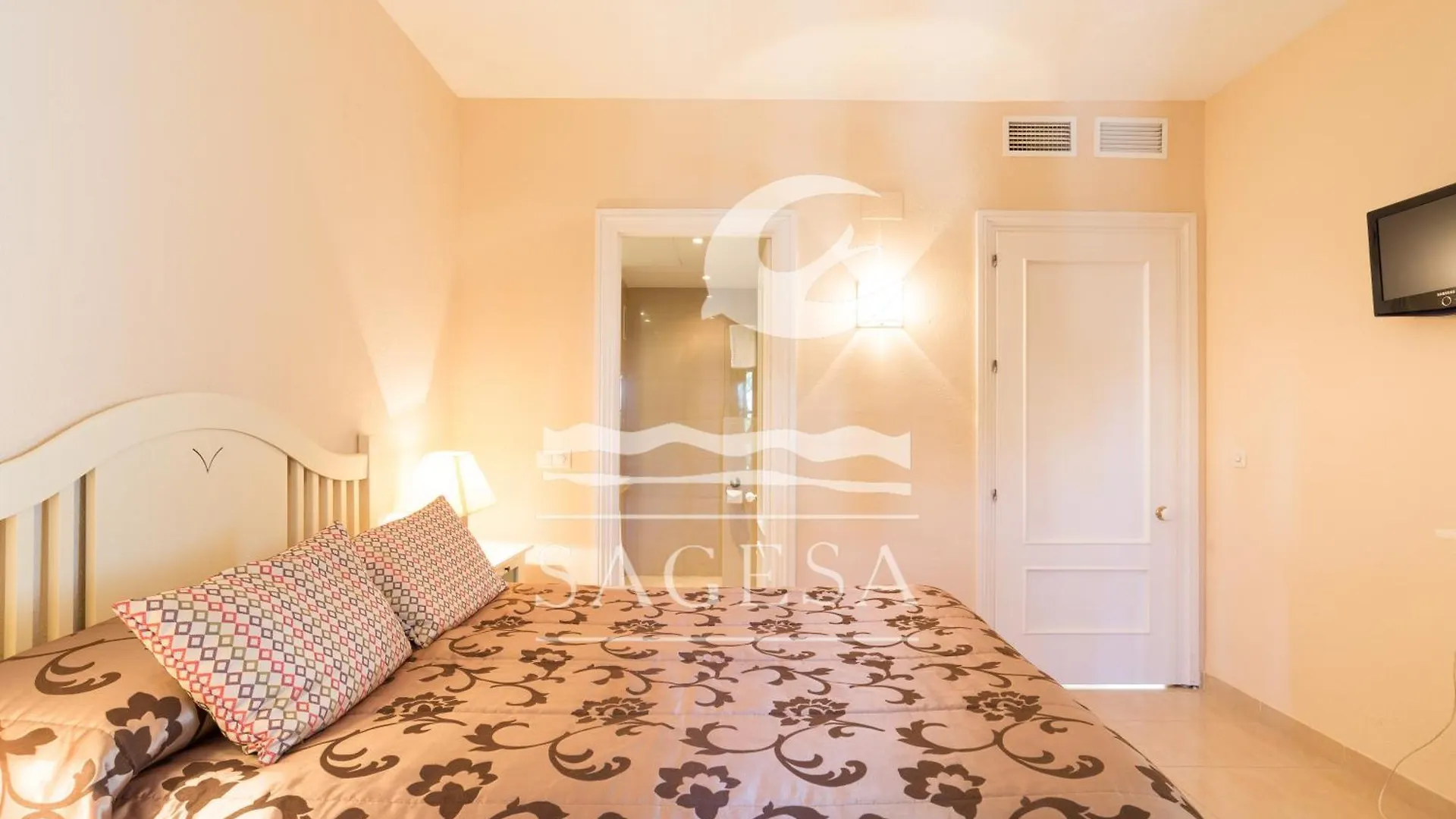 **** Resort Jardines De Las Golondrinas Marbella Spain